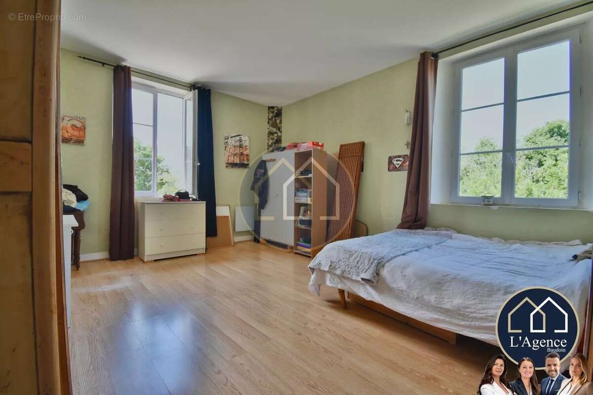 Maison à CHATEAUNEUF-EN-THYMERAIS