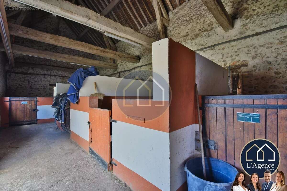 Maison à CHATEAUNEUF-EN-THYMERAIS