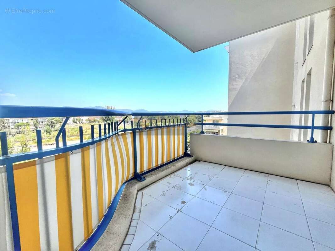 Appartement à FREJUS