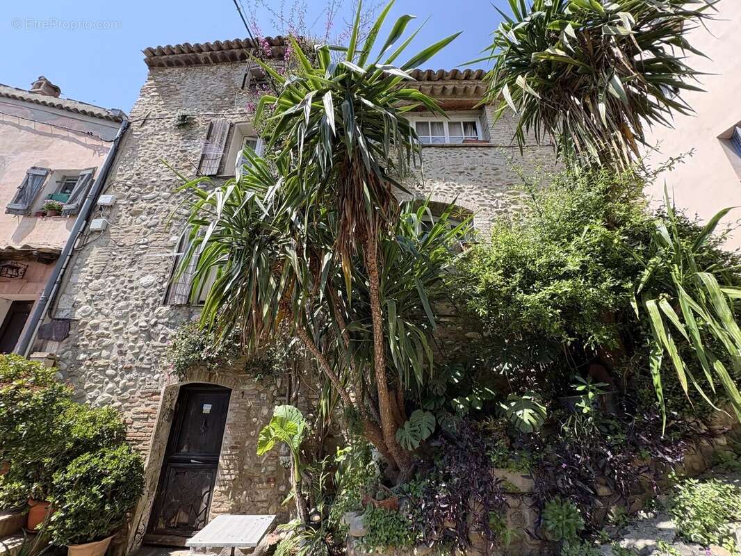 Maison à CAGNES-SUR-MER