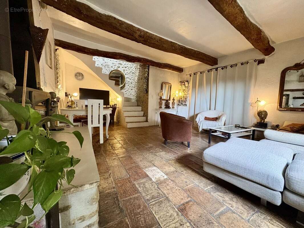 Maison à CAGNES-SUR-MER