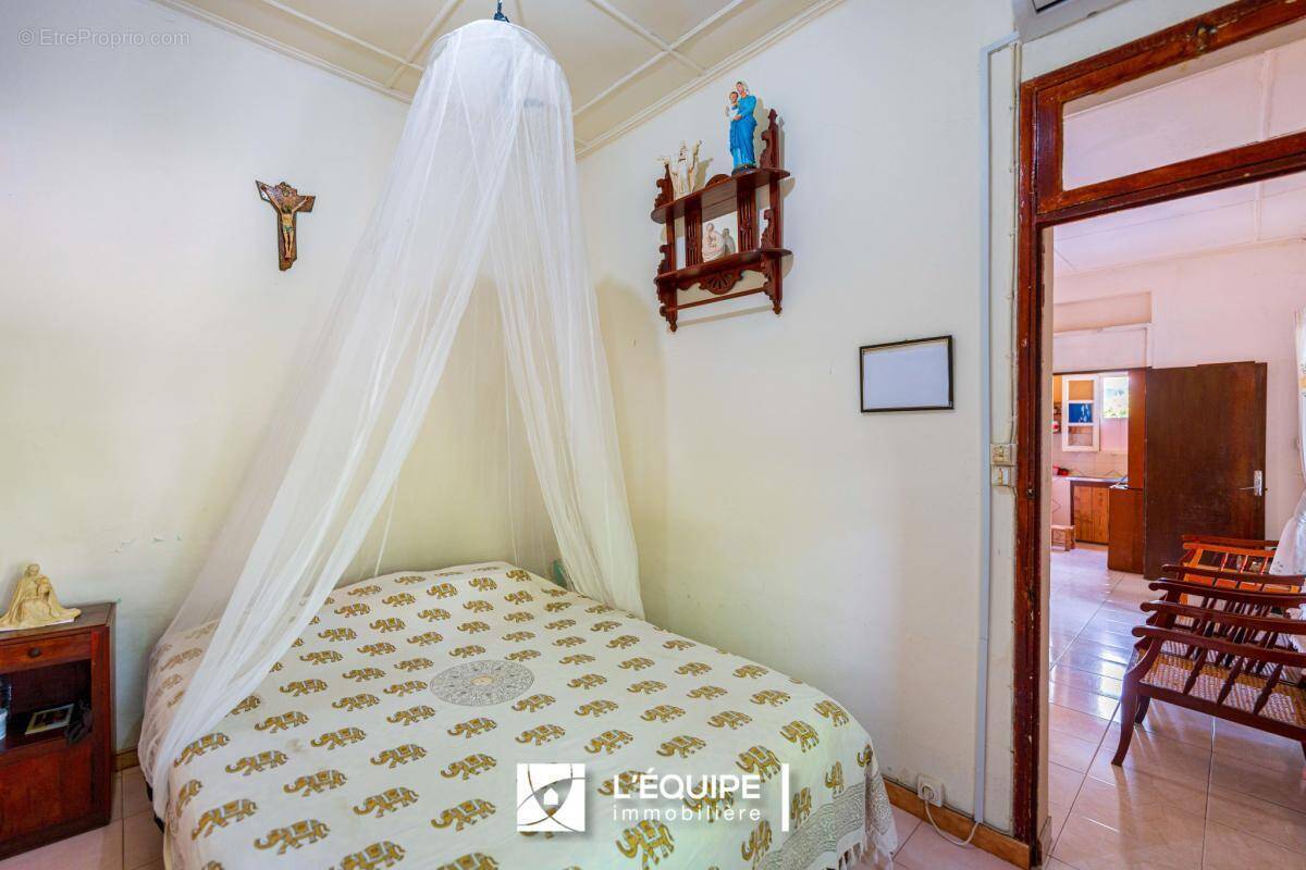 Maison à SAINT-DENIS