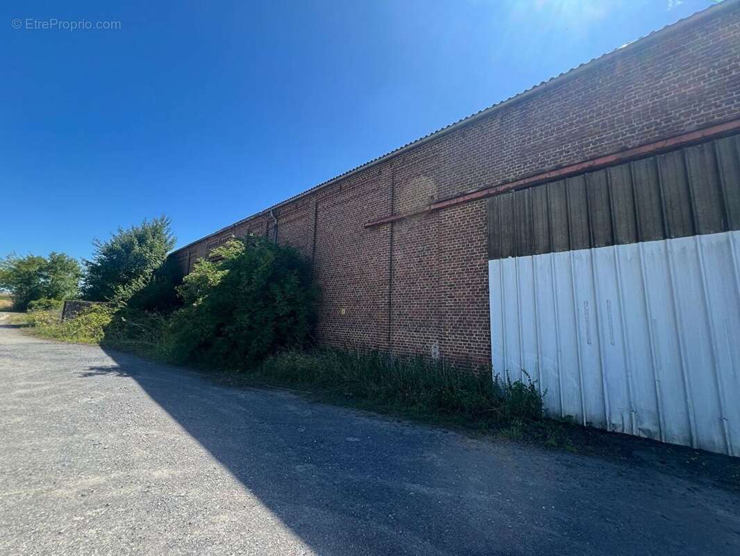 Commerce à SEQUEHART