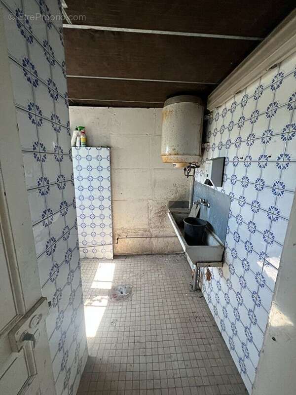 Commerce à SEQUEHART