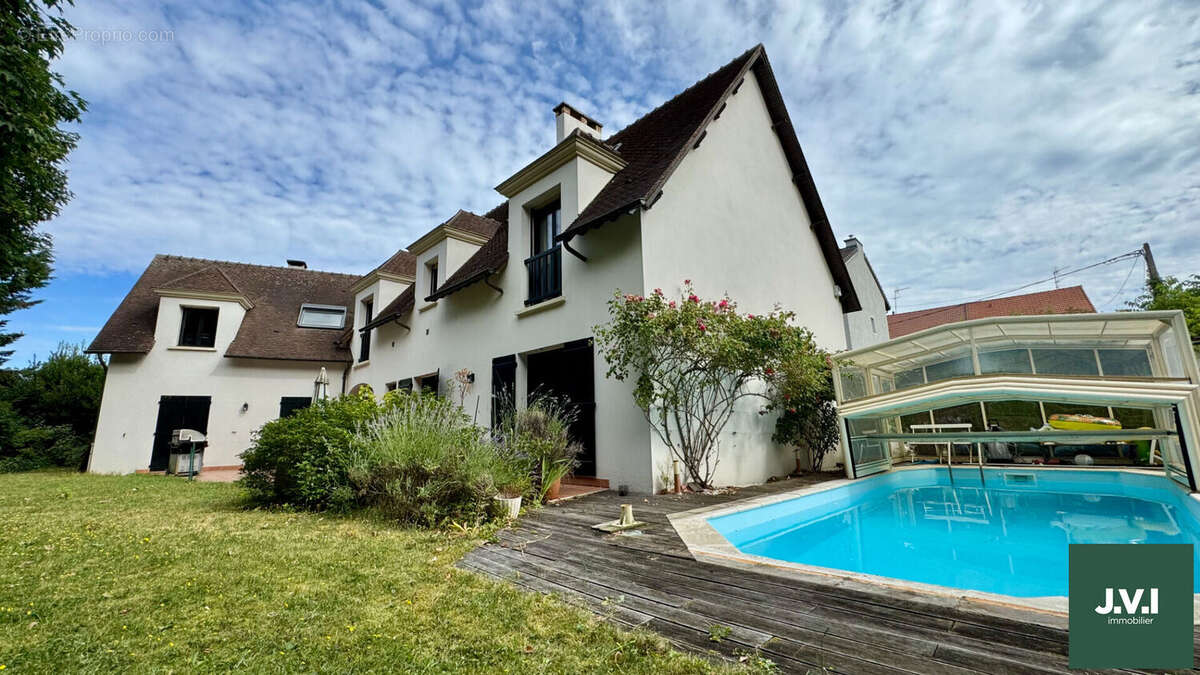 Maison à MONTMORENCY