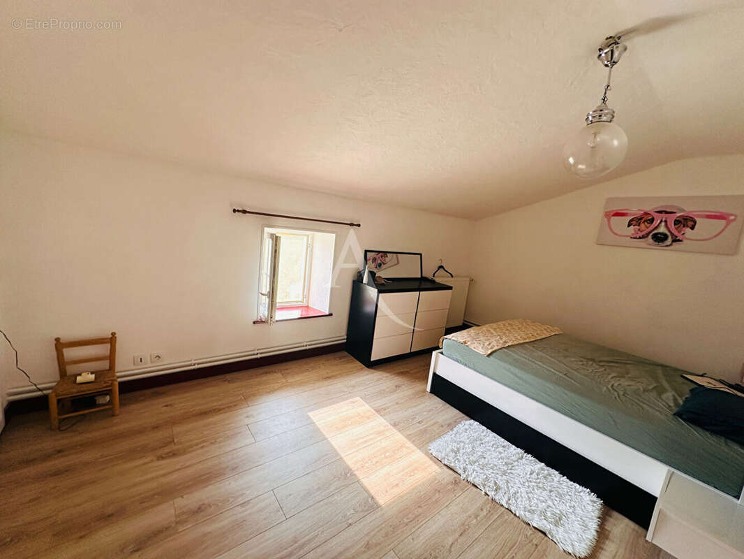 Maison à CORME-ROYAL