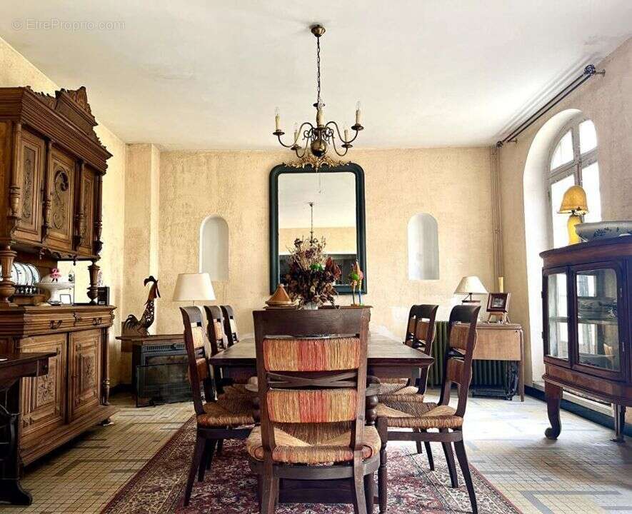 Maison à SAINT-SEVER-DE-SAINTONGE