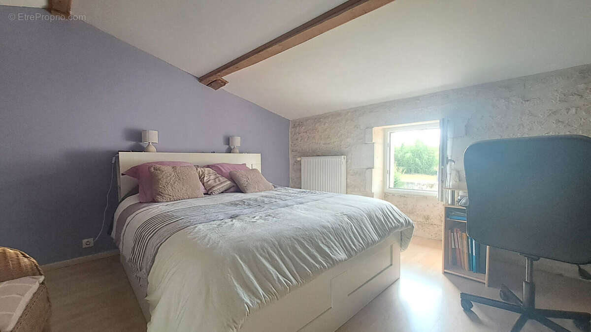 Maison à VILLIERS-EN-PLAINE