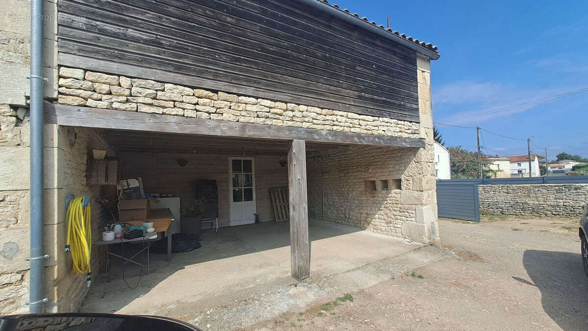 Maison à VILLIERS-EN-PLAINE