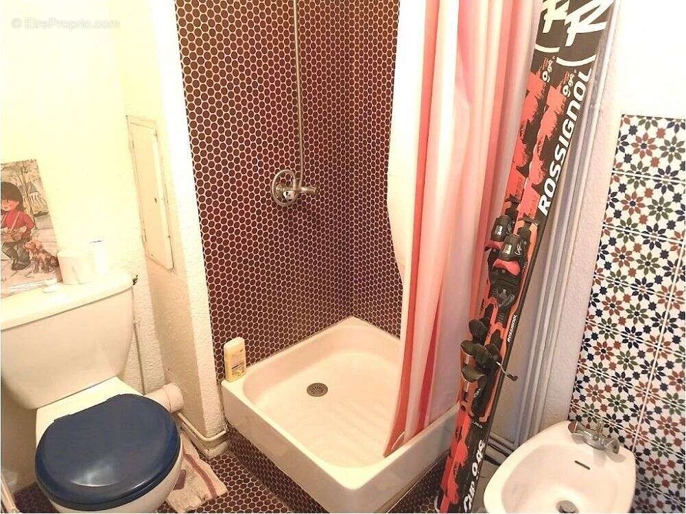 Appartement à MAYREGNE