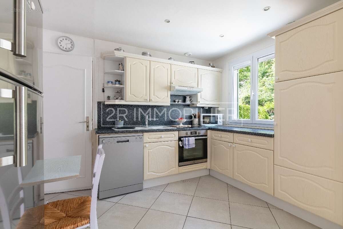 Maison à CROISSY-BEAUBOURG