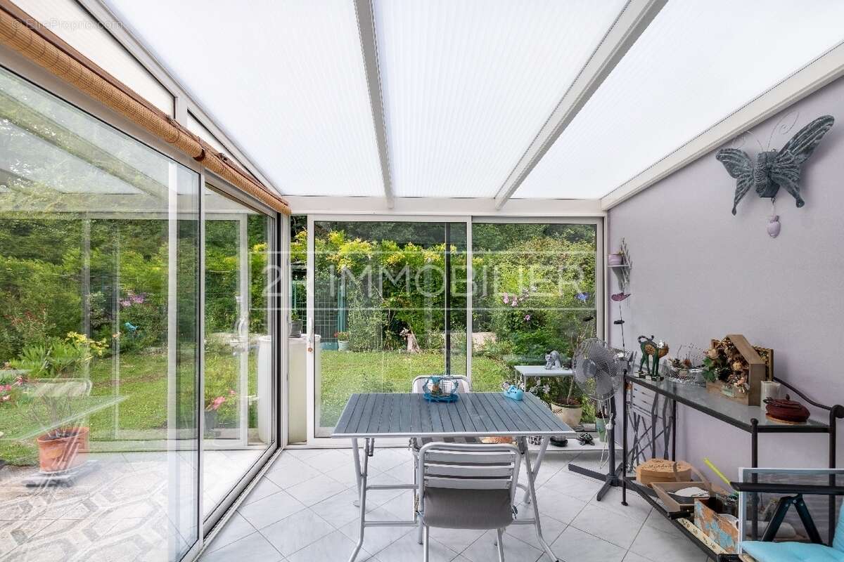 Maison à CROISSY-BEAUBOURG