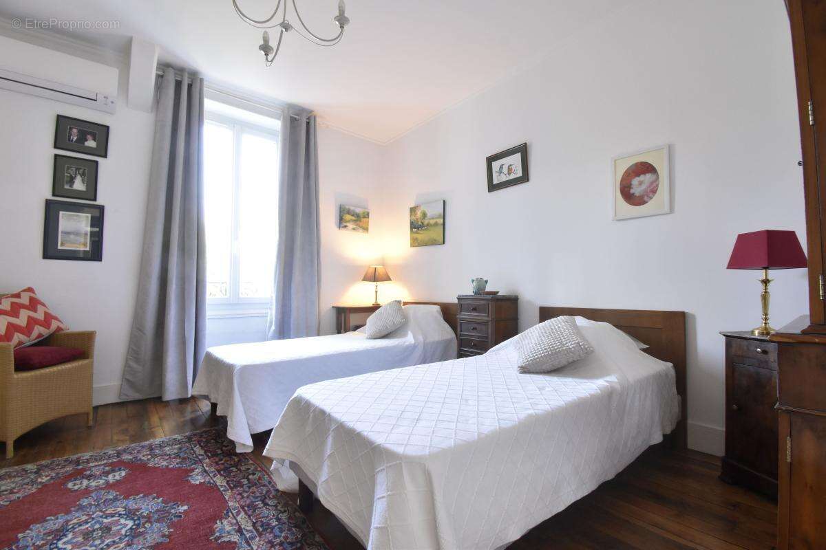 Maison à COSNE-COURS-SUR-LOIRE