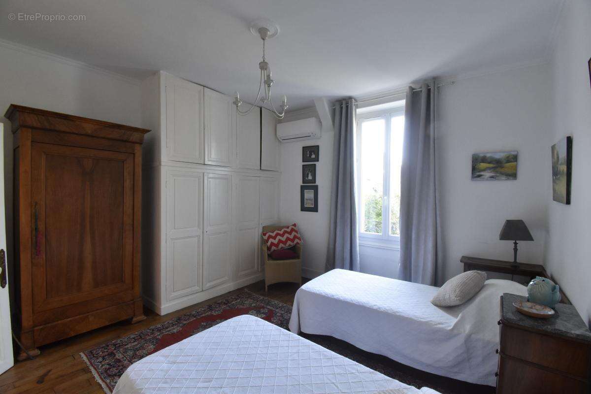 Maison à COSNE-COURS-SUR-LOIRE