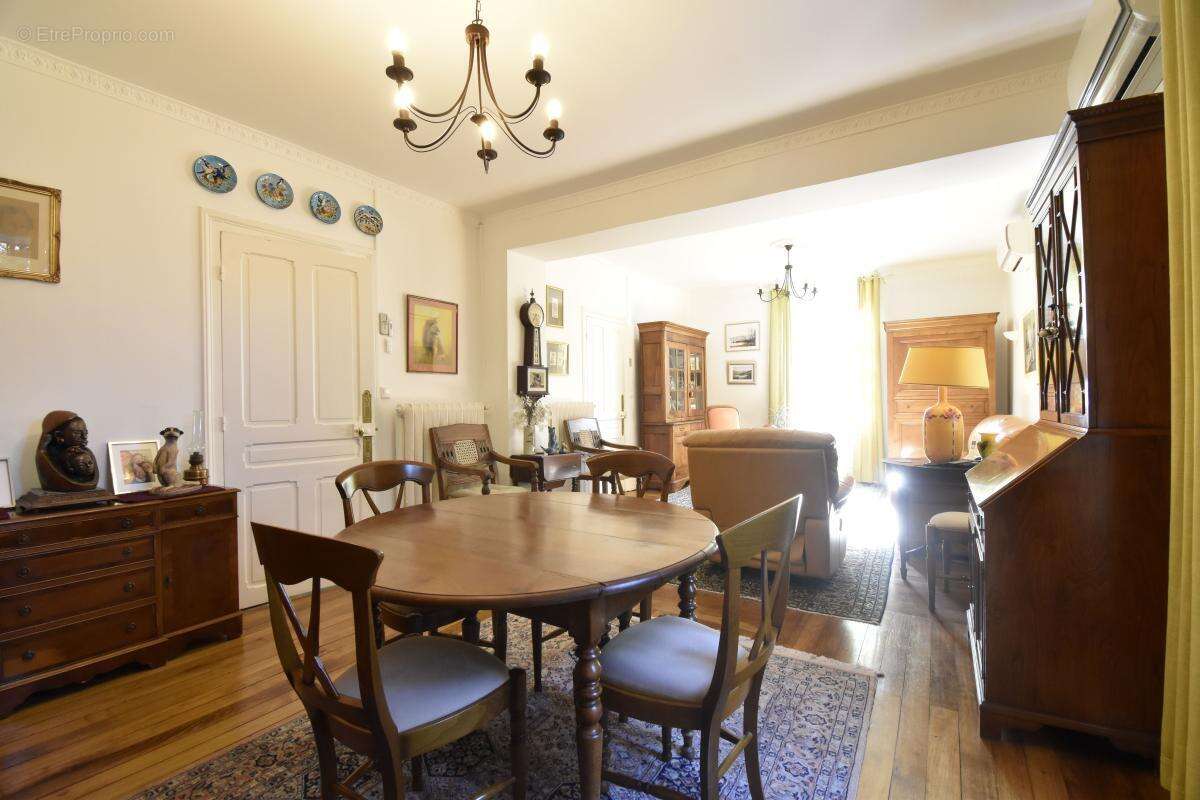 Maison à COSNE-COURS-SUR-LOIRE