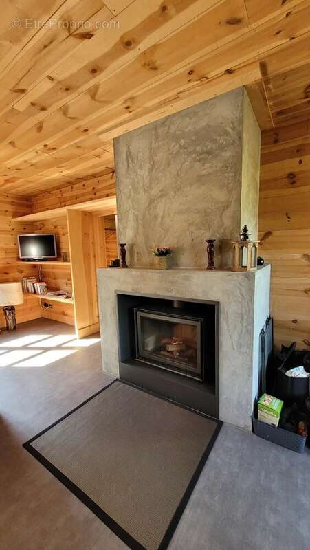 Maison à LE CHAMBON-SUR-LIGNON