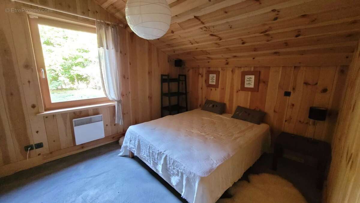 Maison à LE CHAMBON-SUR-LIGNON