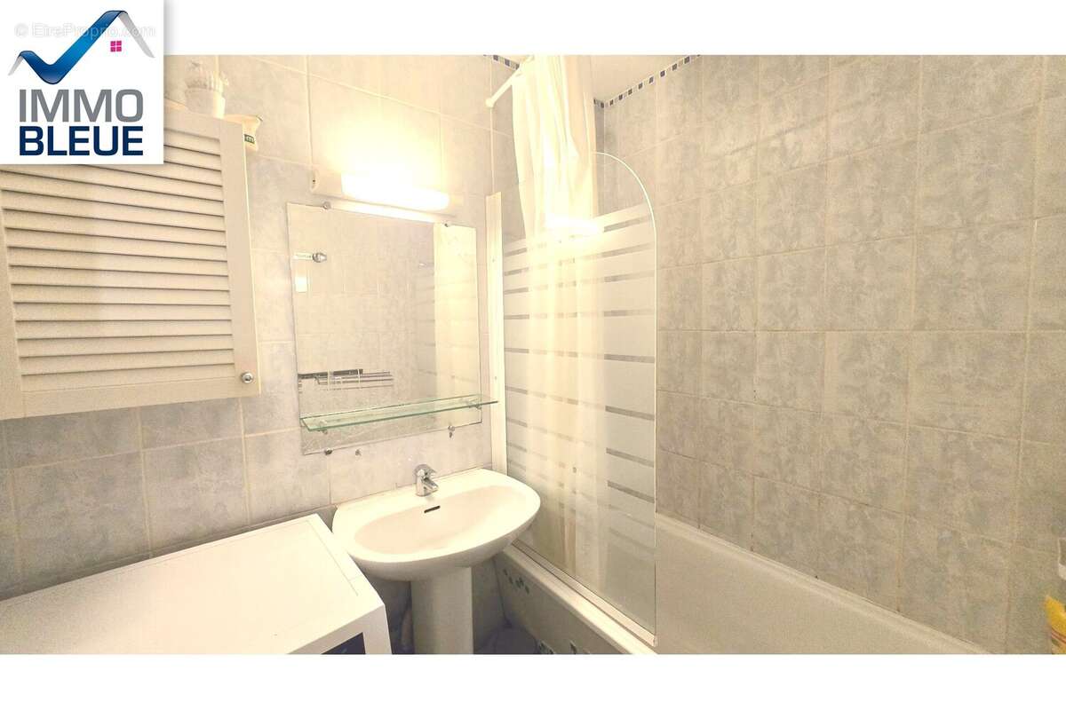 Appartement à SAUSSET-LES-PINS