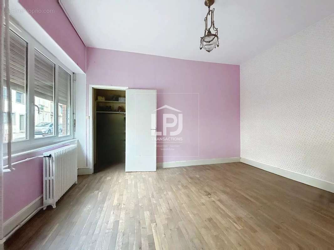 Appartement à FROUZINS