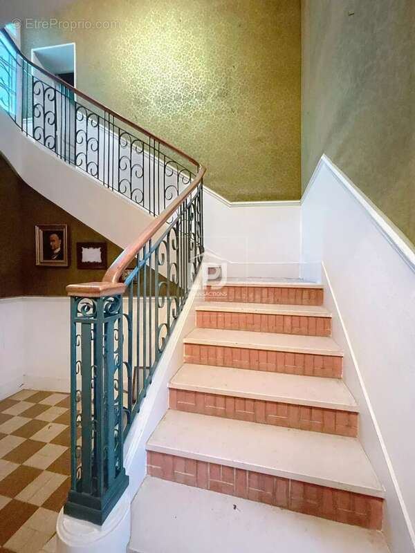 Appartement à FROUZINS