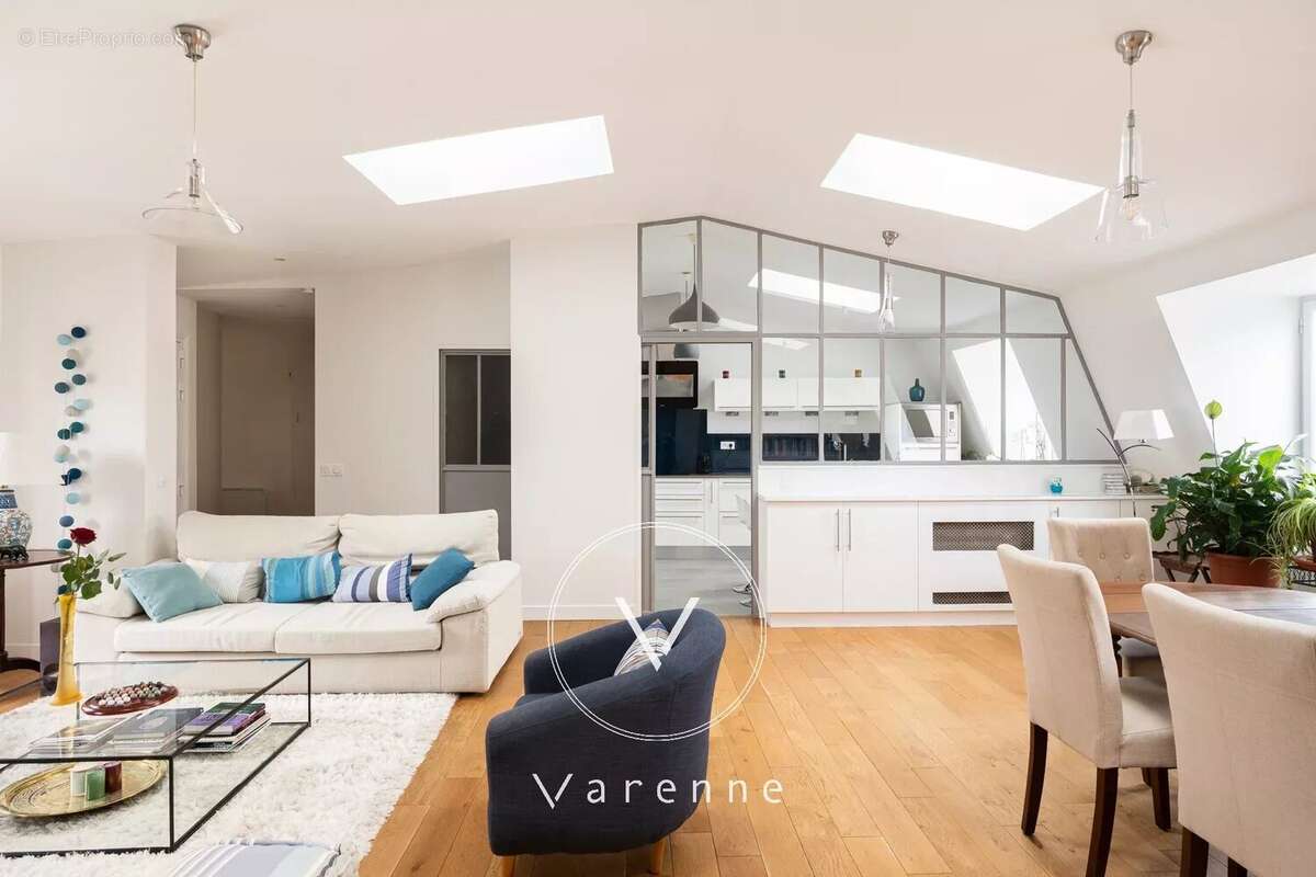 Appartement à PARIS-8E