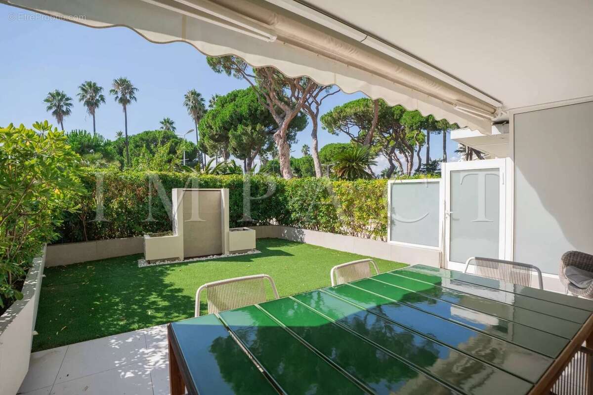 Appartement à CANNES