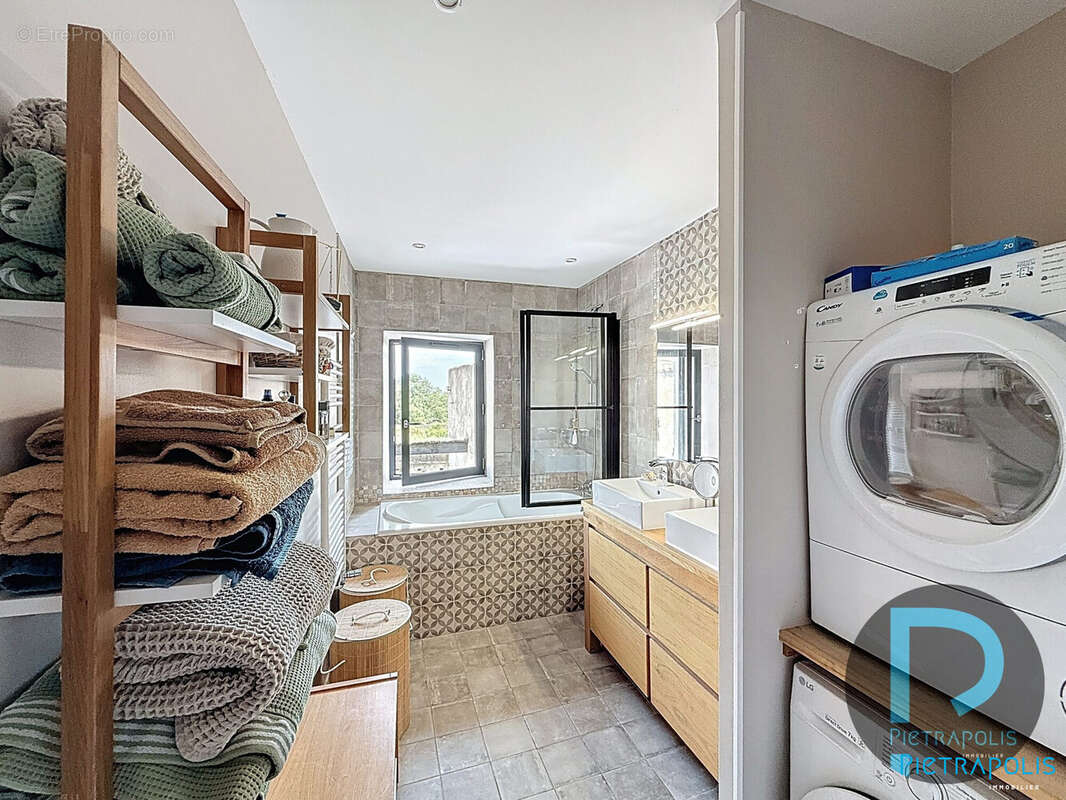 Maison à SAINT-LAGER