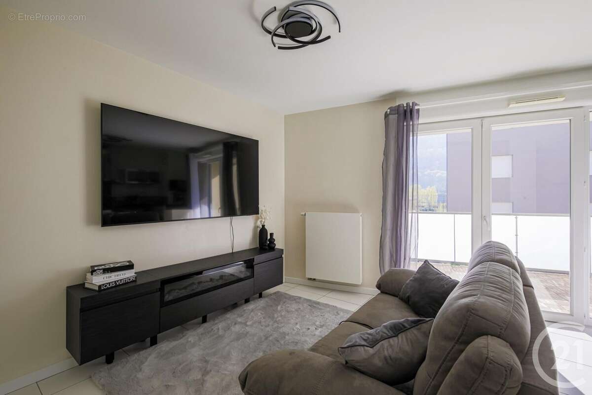 Appartement à SAINT-MARTIN-D&#039;HERES