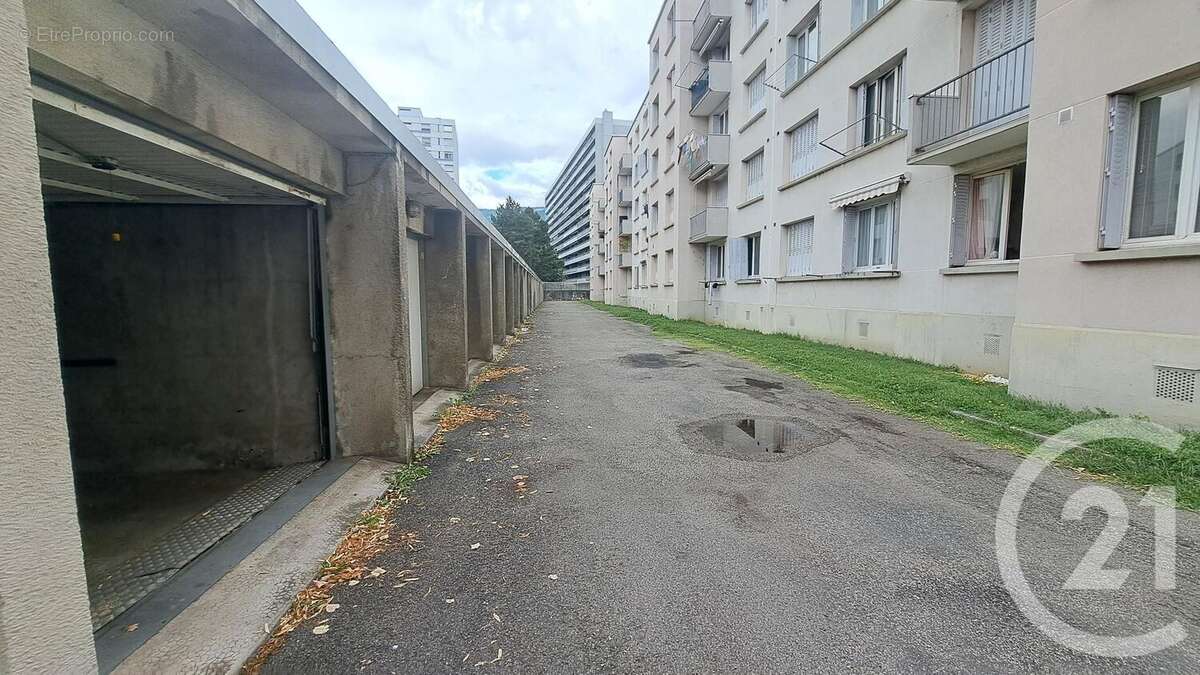 Parking à GRENOBLE
