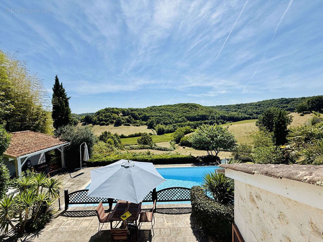 Maison à SAINTE-COLOMBE-DE-VILLENEUVE