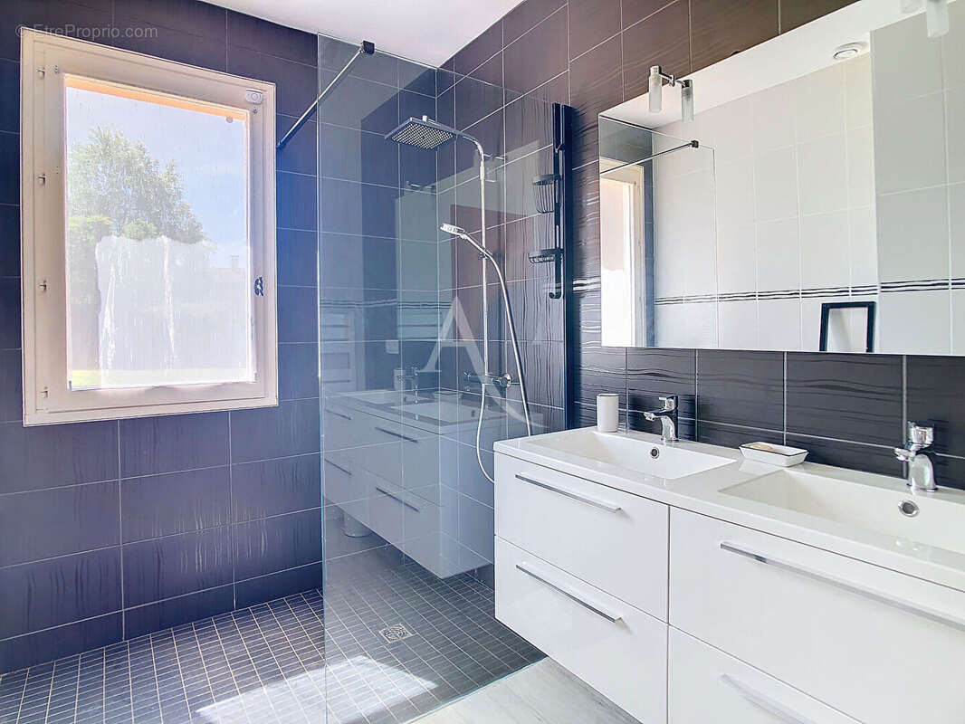 Maison à SAINT-HILAIRE