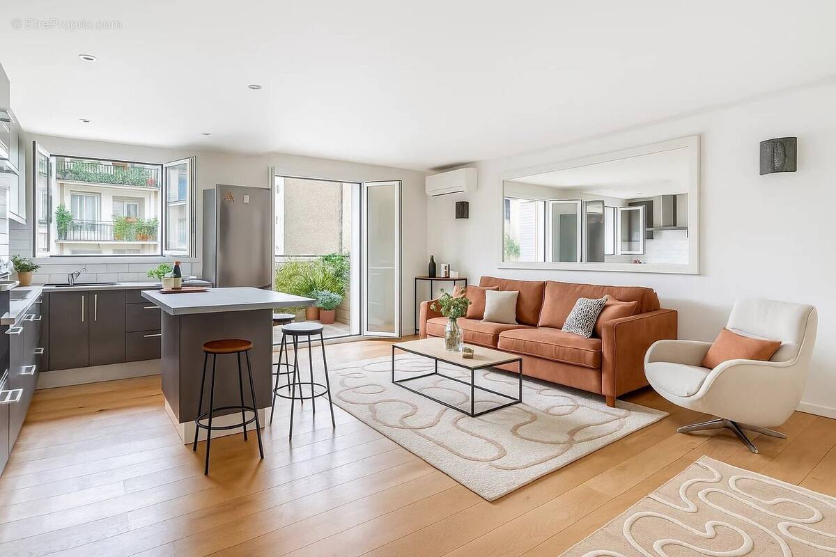 Appartement à NEUILLY-SUR-SEINE