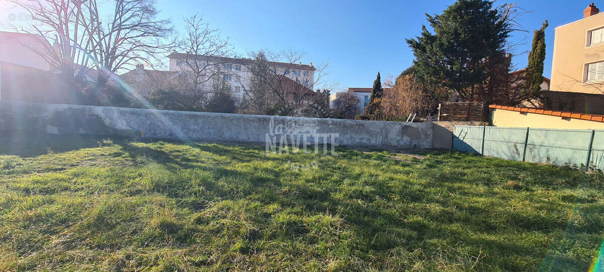 Terrain à CLERMONT-FERRAND