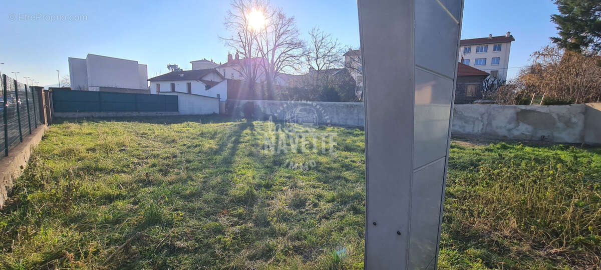 Terrain à CLERMONT-FERRAND