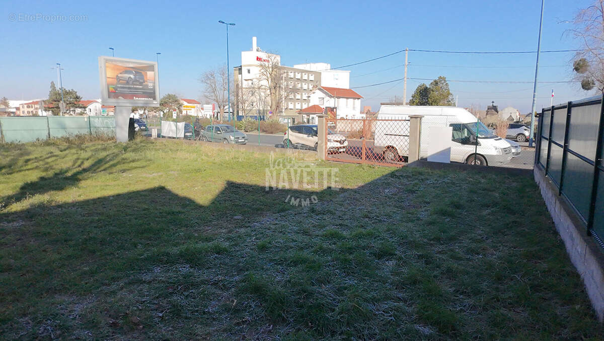Terrain à CLERMONT-FERRAND