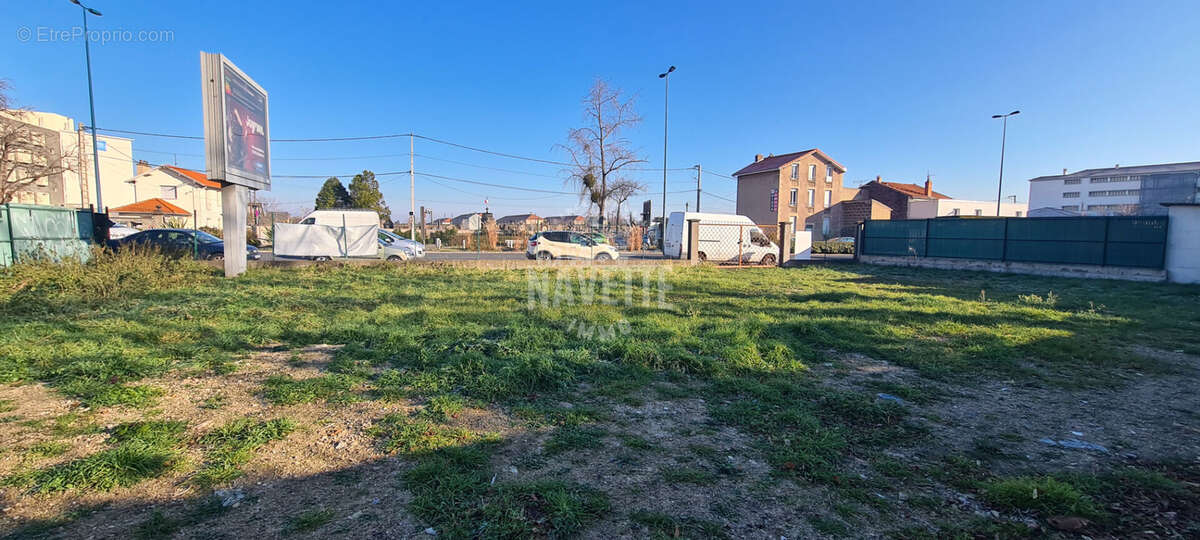 Terrain à CLERMONT-FERRAND