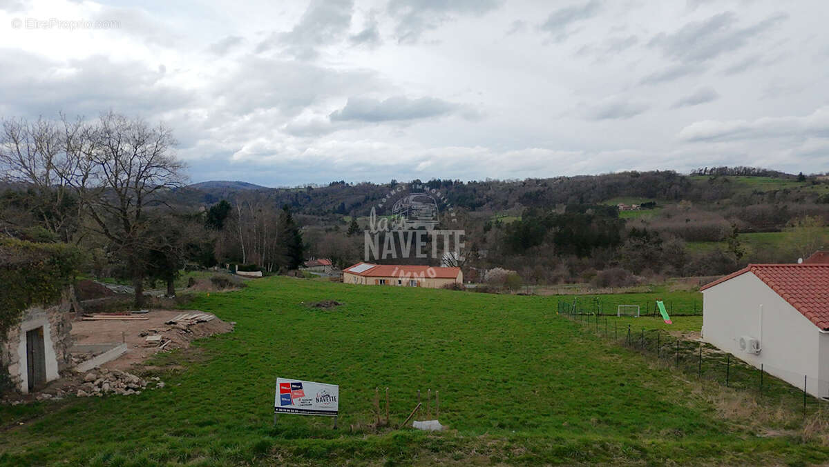 Terrain à ESTANDEUIL