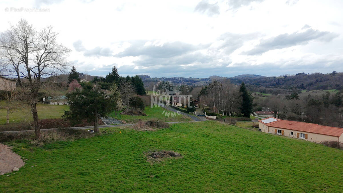 Terrain à ESTANDEUIL