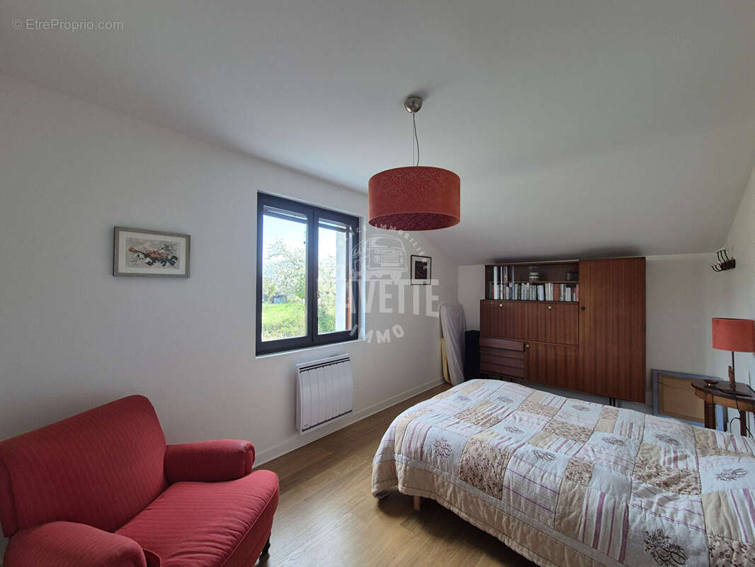 Maison à SAINT-AMANT-TALLENDE