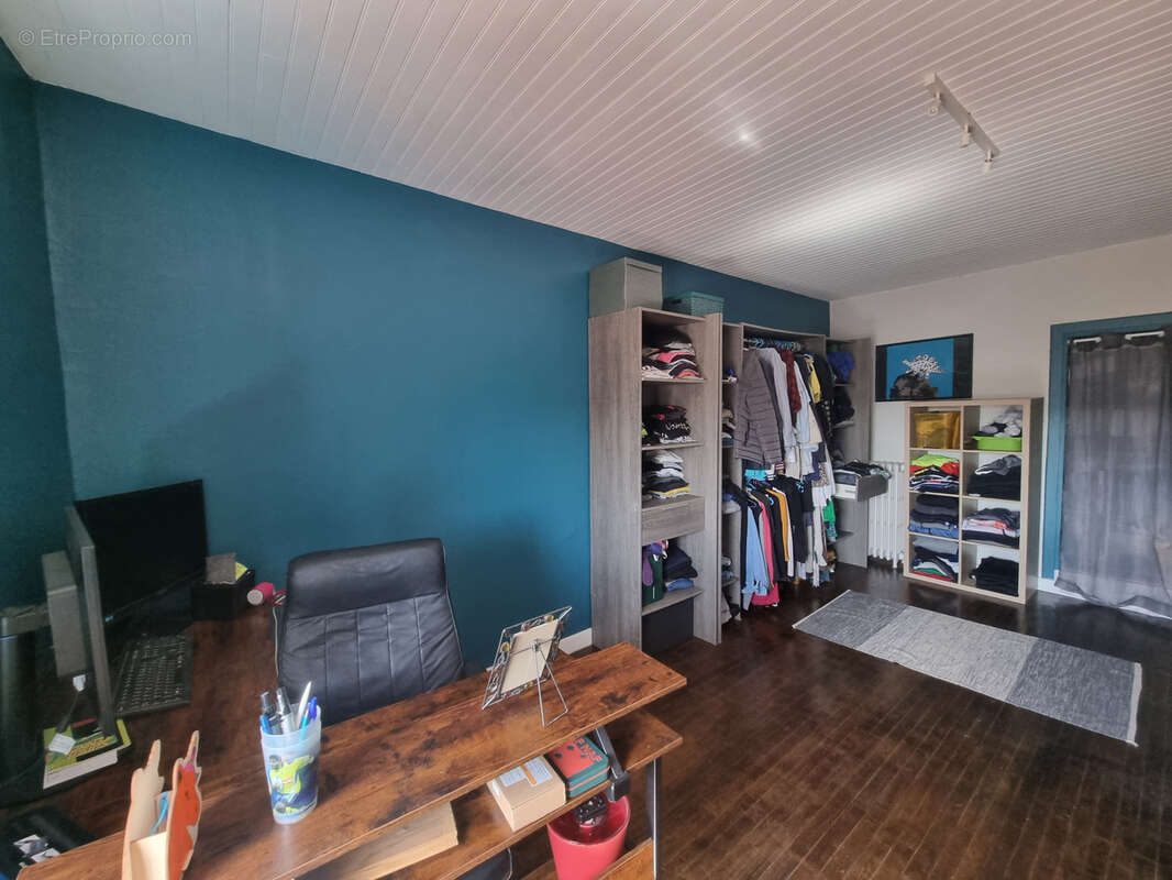 Maison à VEYRE-MONTON