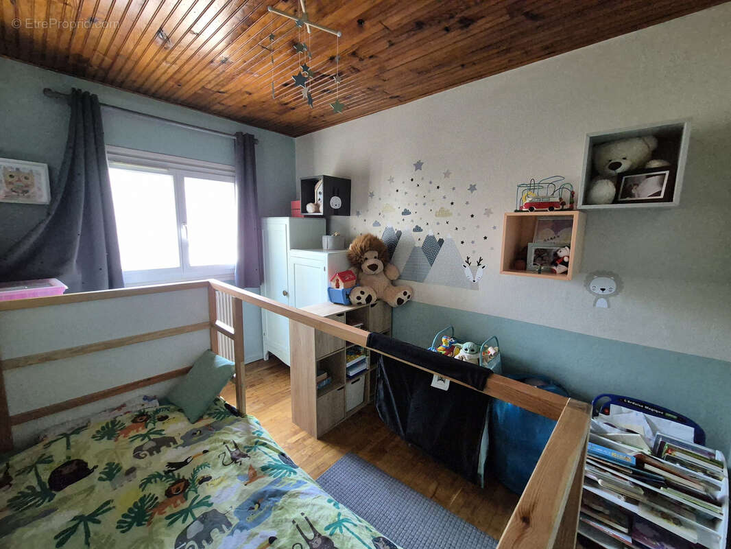 Maison à VEYRE-MONTON