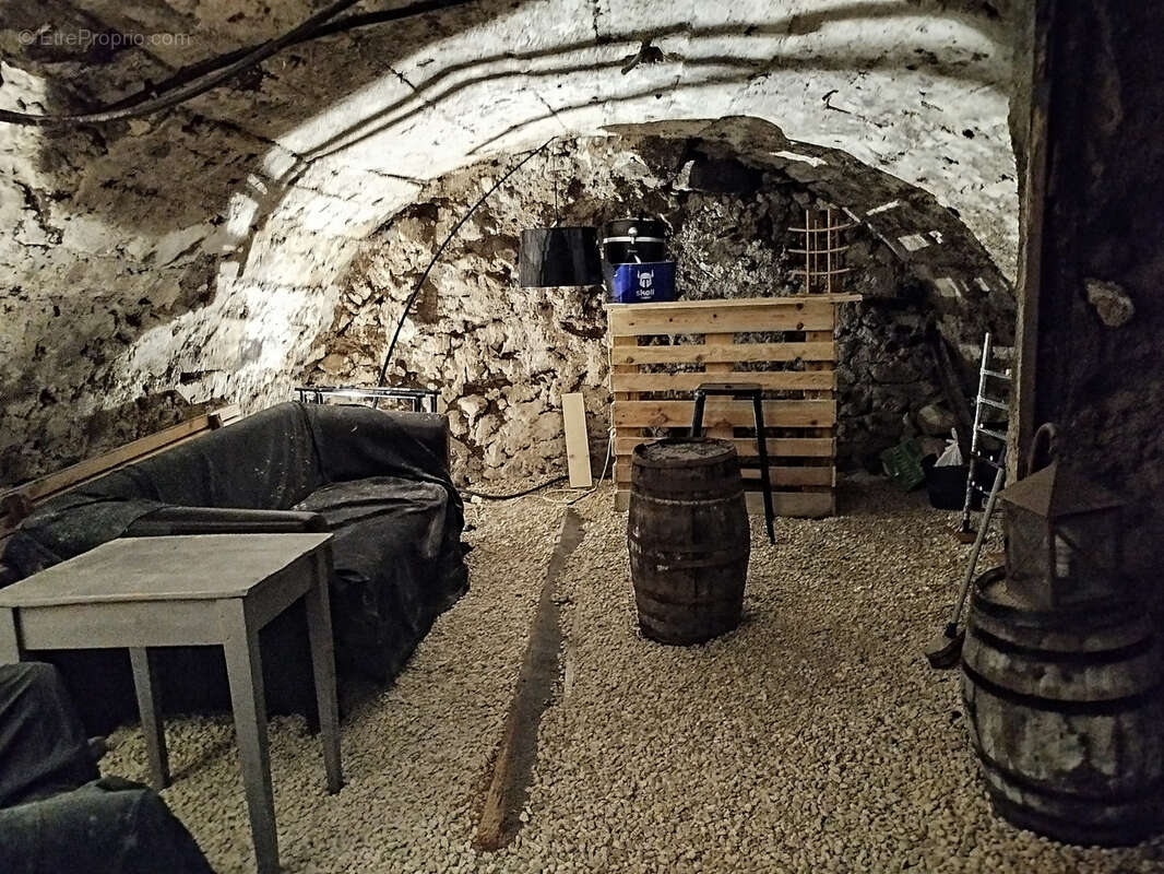 Maison à VEYRE-MONTON