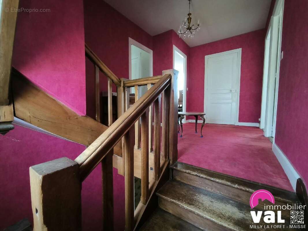 Maison à MILLY-LA-FORET