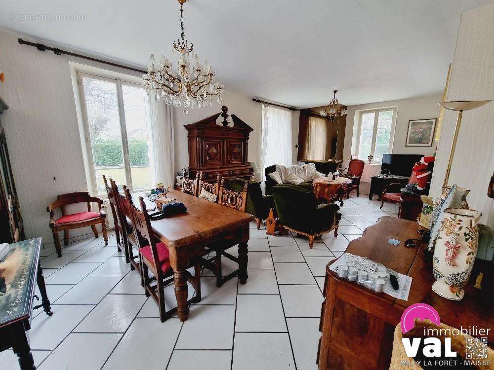 Maison à MILLY-LA-FORET