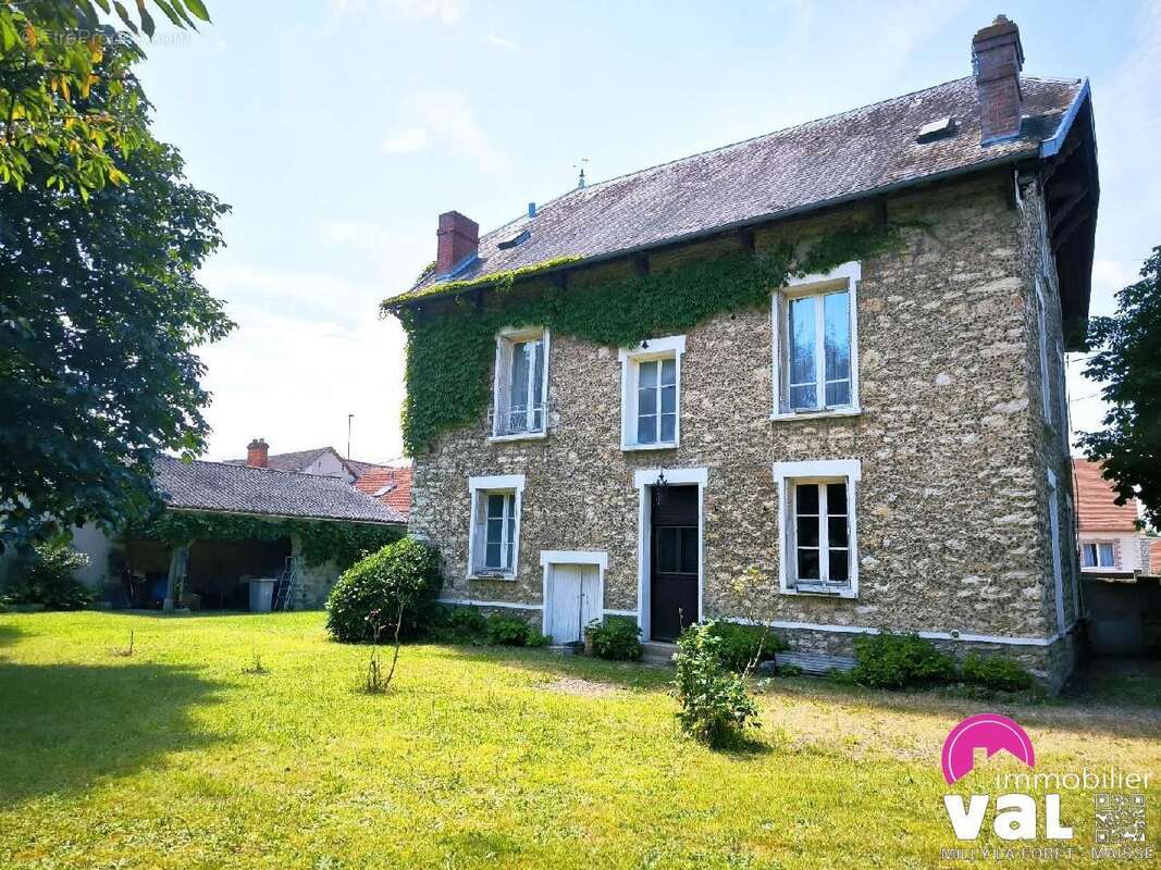 Maison à MILLY-LA-FORET