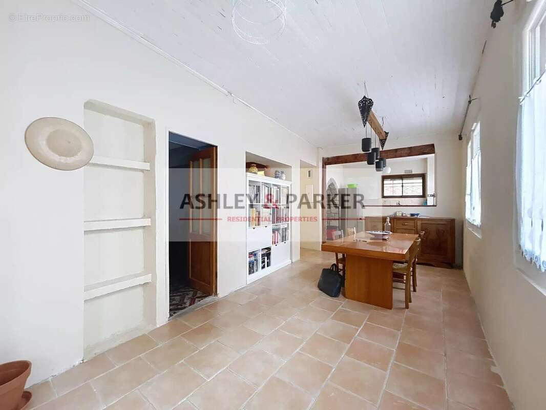 Appartement à GUILLAUMES