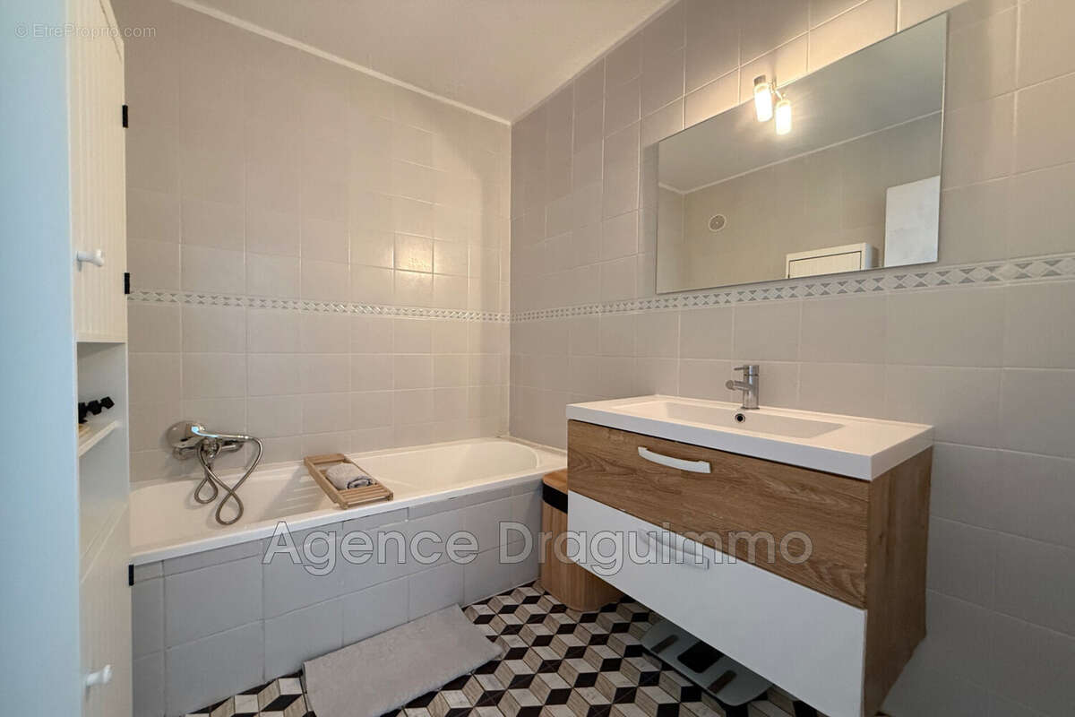 Appartement à DRAGUIGNAN
