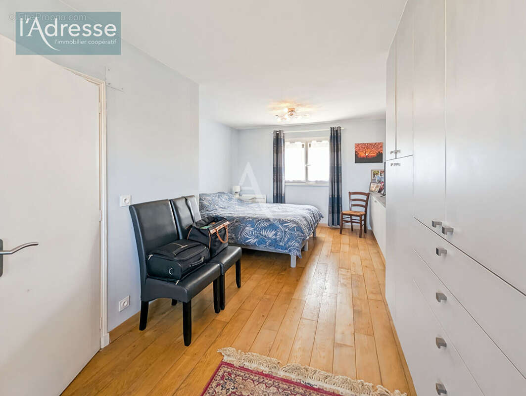 Maison à PUY-L&#039;EVEQUE