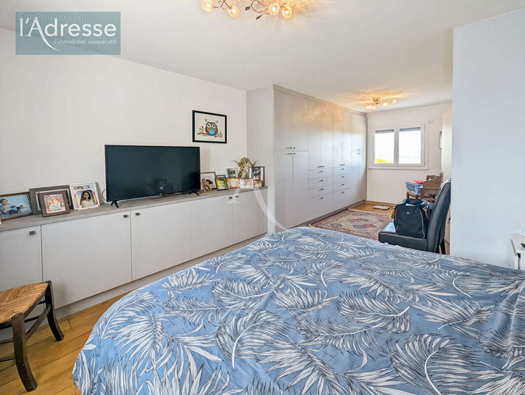 Maison à PUY-L&#039;EVEQUE