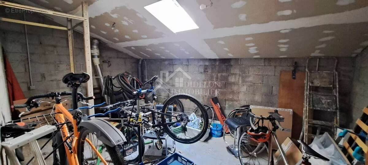 Appartement à THIAUCOURT-REGNIEVILLE